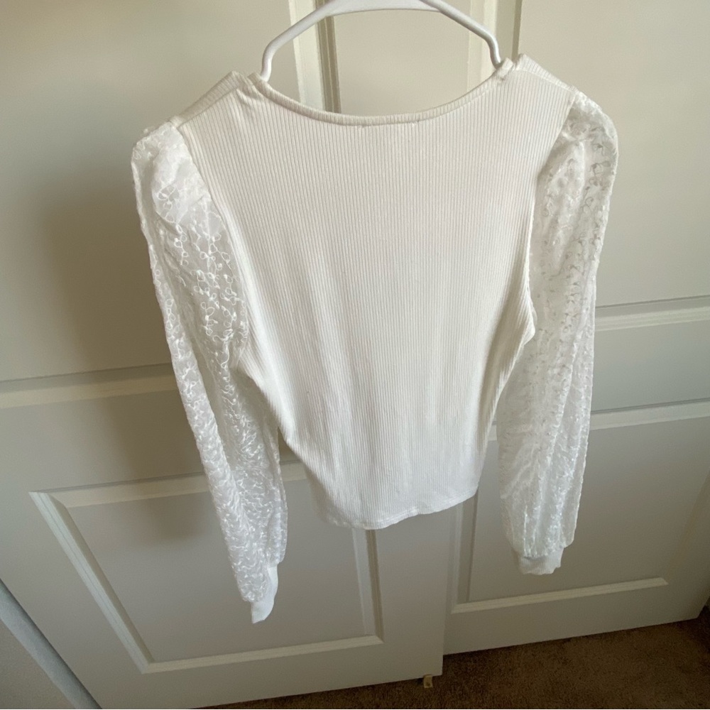 Heart loom blouse - Picture 2 of 3